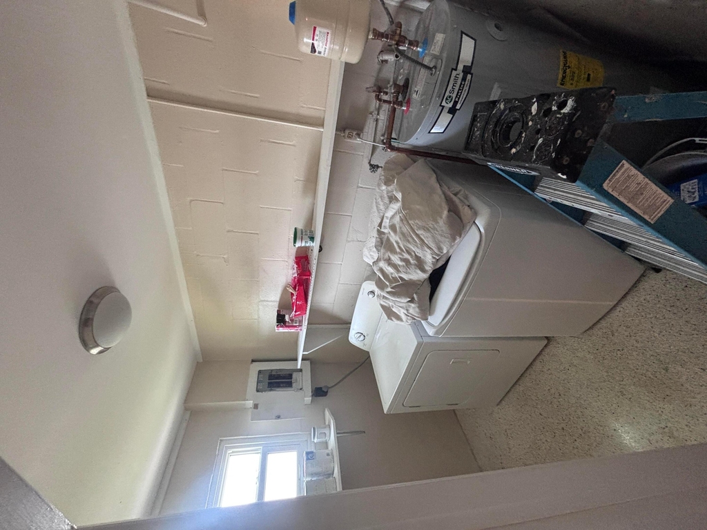 202 W Balboa Street - Photo 9