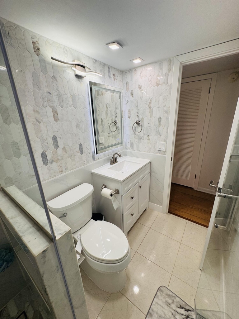 16 Windsor A - Photo 5