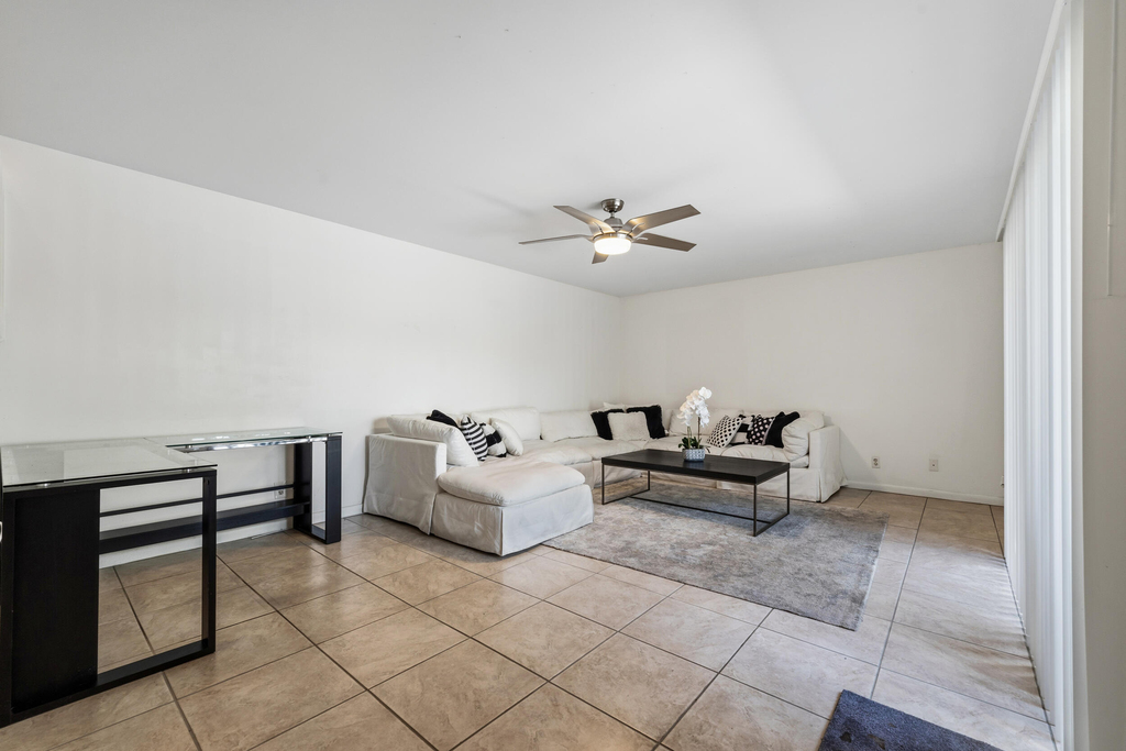 3852 Jefferson Street - Photo 4