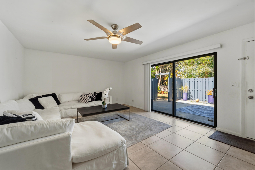3852 Jefferson Street - Photo 3