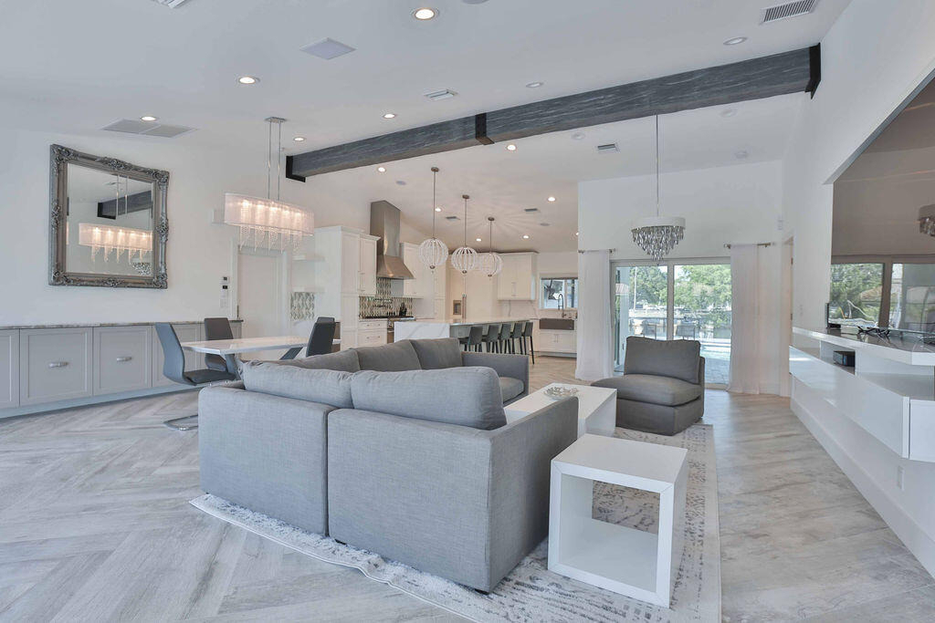 713 Forsyth Street - Photo 8