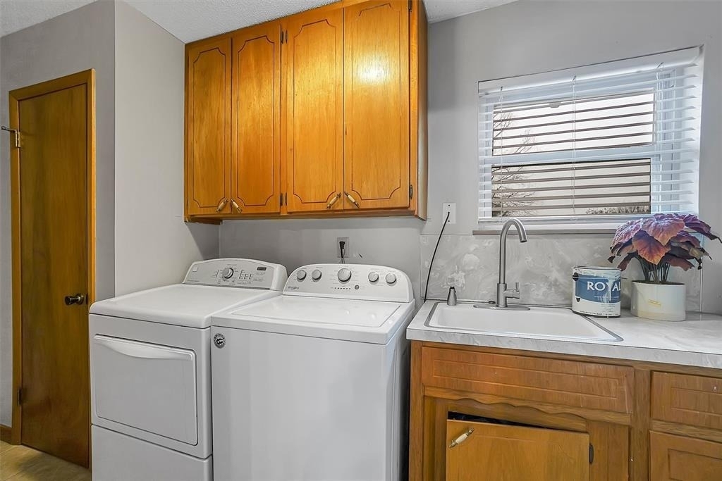 615 N Oak Street - Photo 14