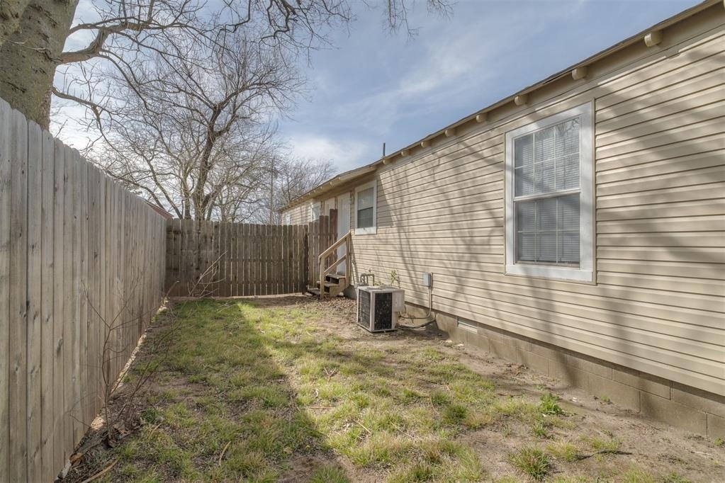 1133 Stubbeman Avenue - Photo 2