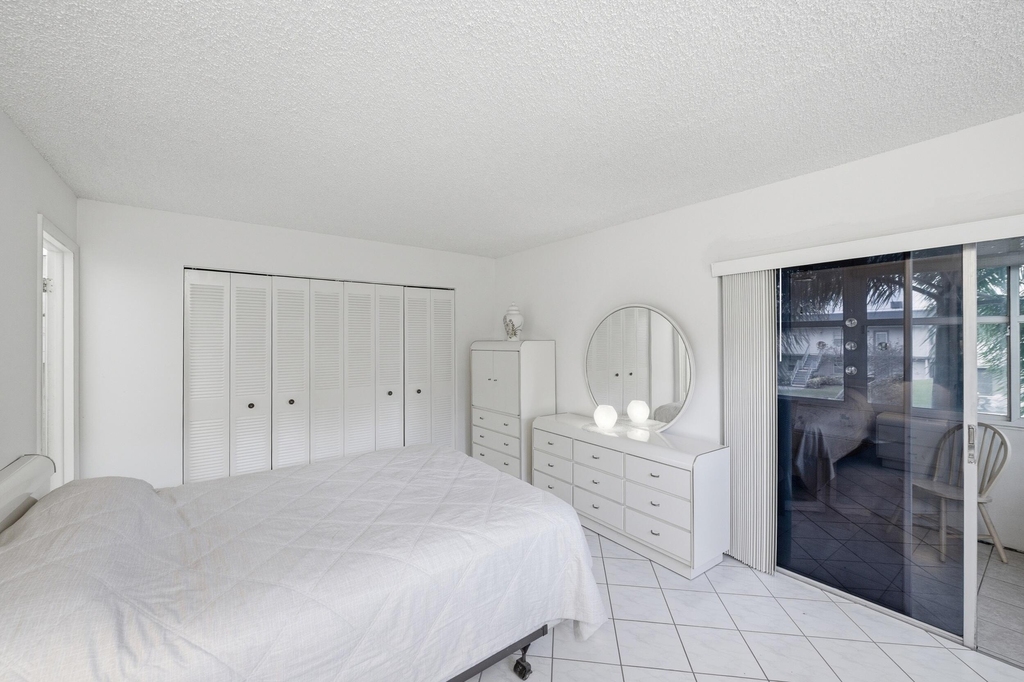 519 Burgundy K - Photo 15