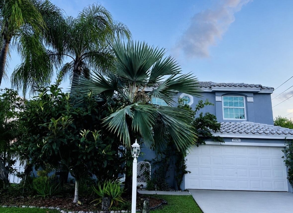 9590 Islamorada Terrace - Photo 0