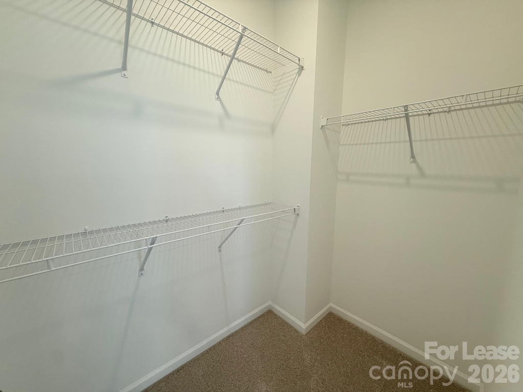 5555 Wolfpack Alley - Photo 16