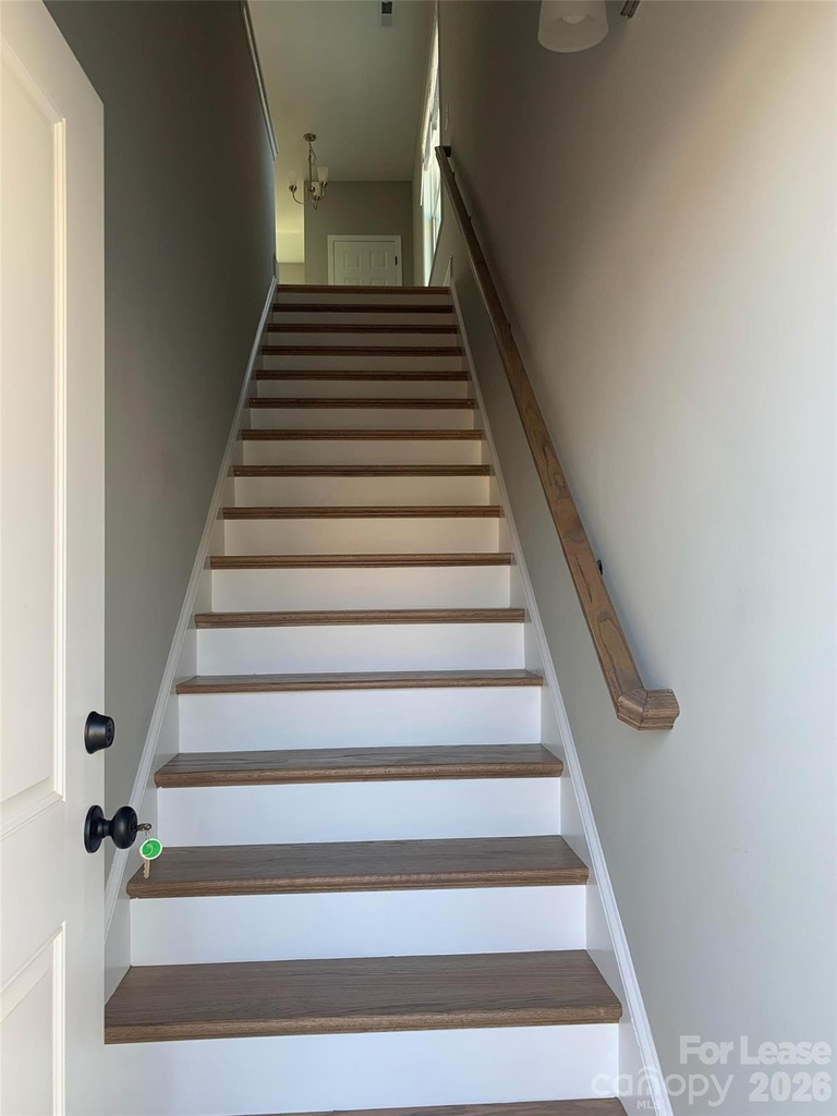 208 Walters Street - Photo 2