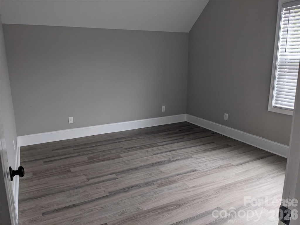 208 Walters Street - Photo 11