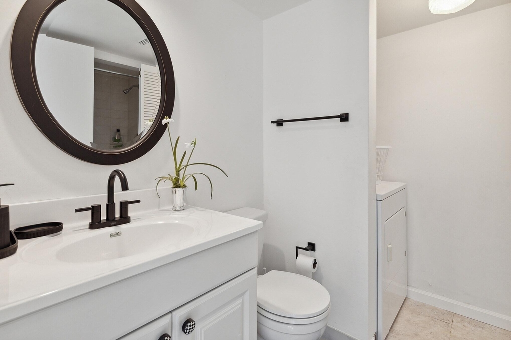 564 Springdale Circle - Photo 10