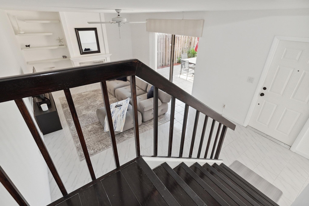 564 Springdale Circle - Photo 14