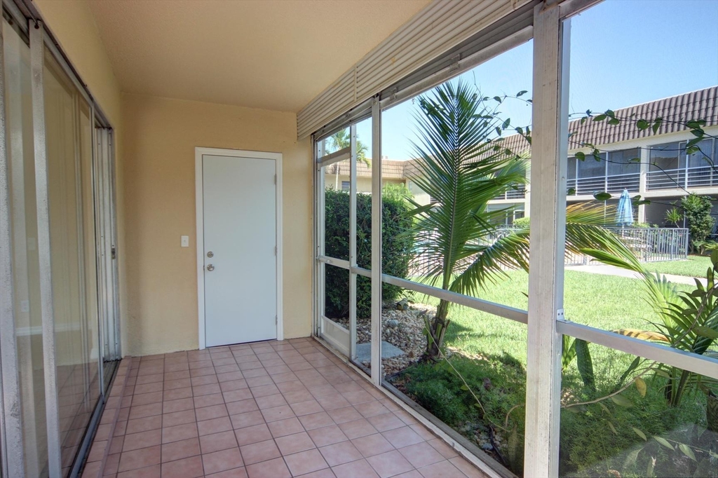 342 Southwind Drive - Photo 9