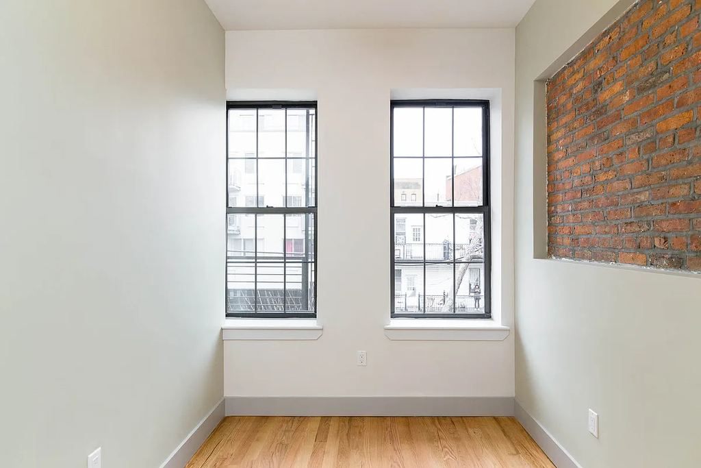 283 Himrod Street - Photo 7