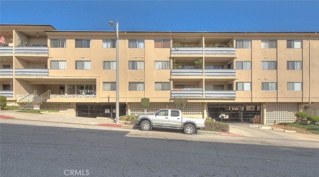 608 N Taylor Avenue - Photo 0