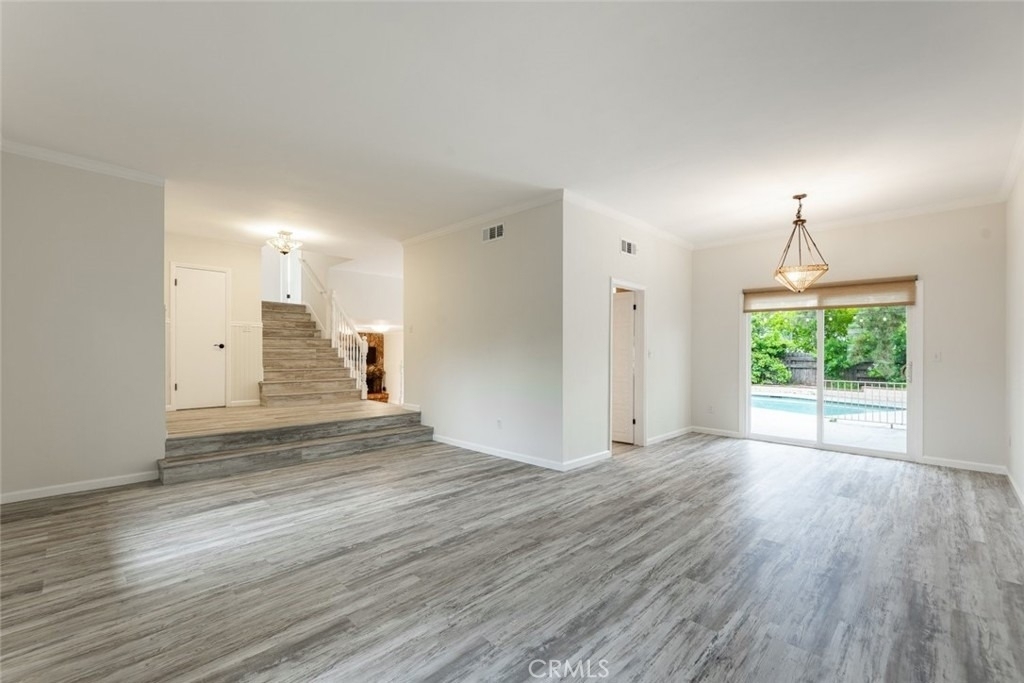19834 Haynes Street - Photo 4