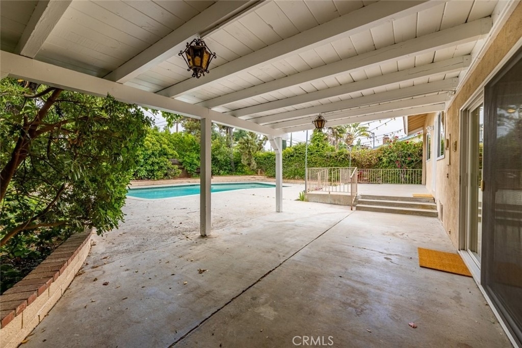 19834 Haynes Street - Photo 32