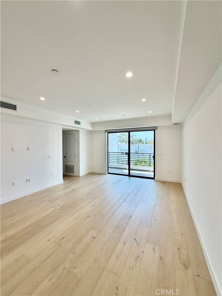 1123 S Shenandoah - Photo 2