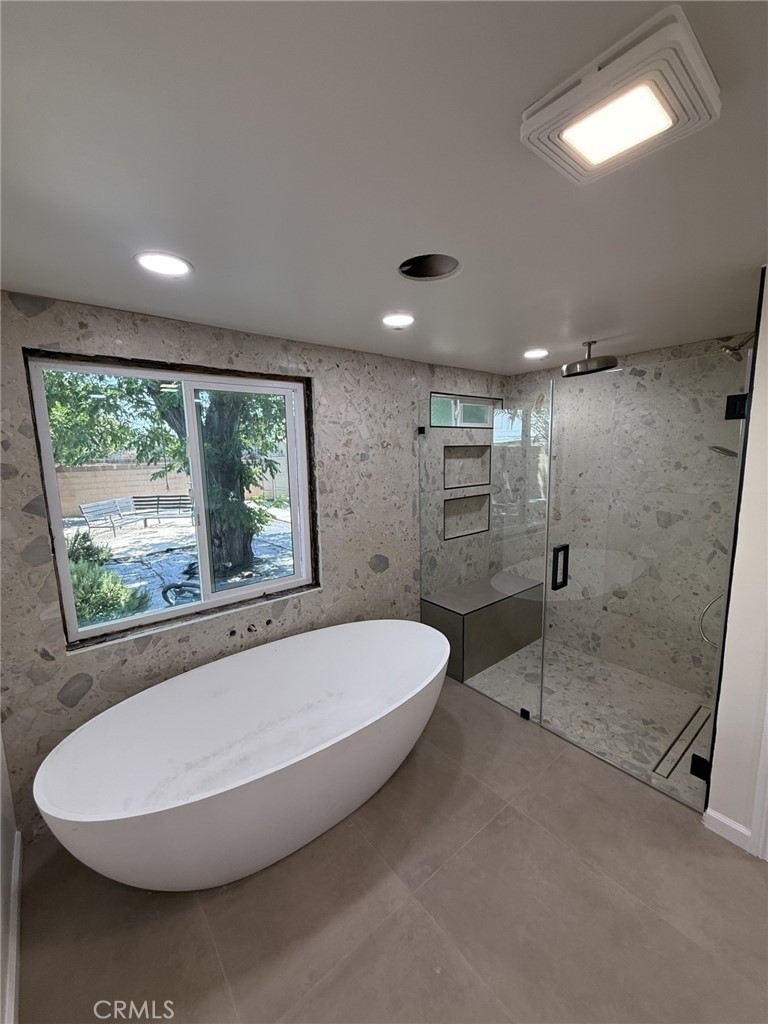 13612 Carfax - Photo 0