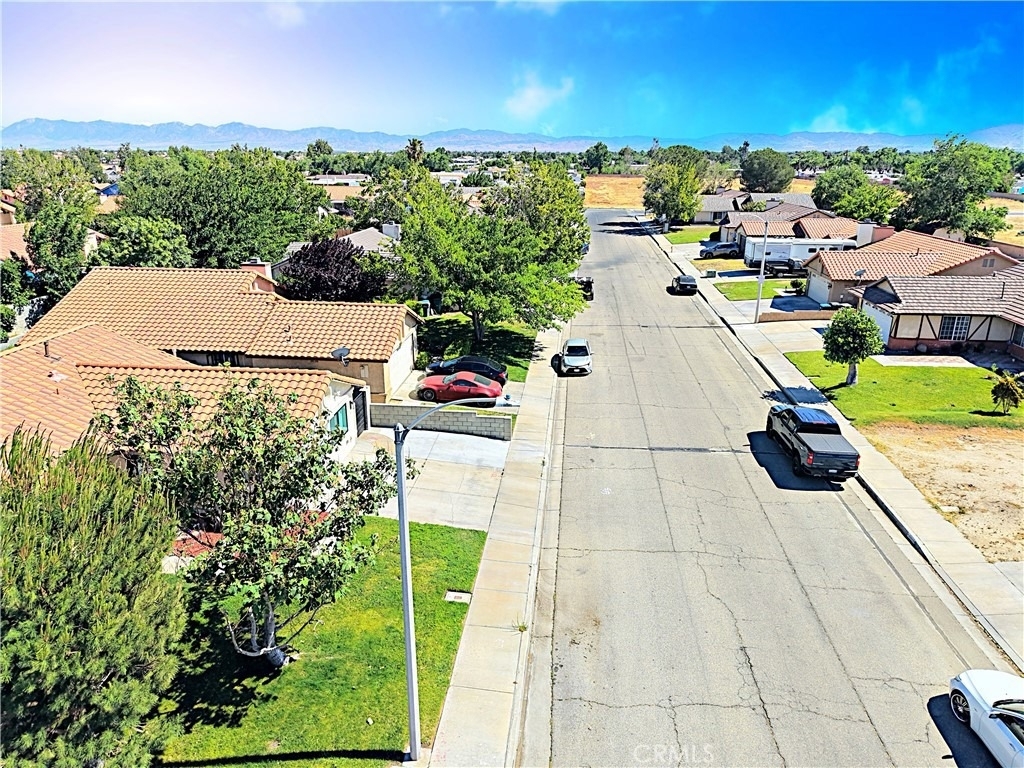 45446 17th East Street - Photo 18