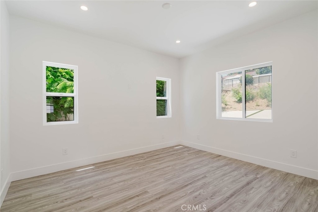 17846 Rinaldi Street - Photo 18