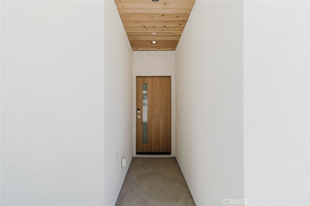 17846 Rinaldi Street - Photo 3