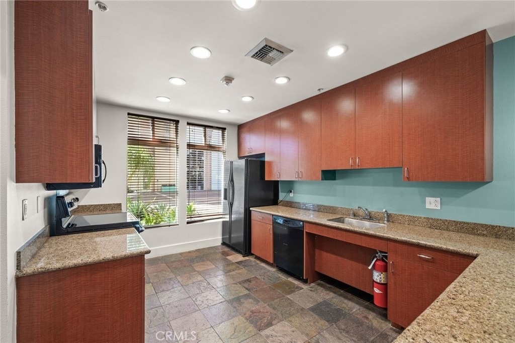 488 E Ocean Boulevard - Photo 27