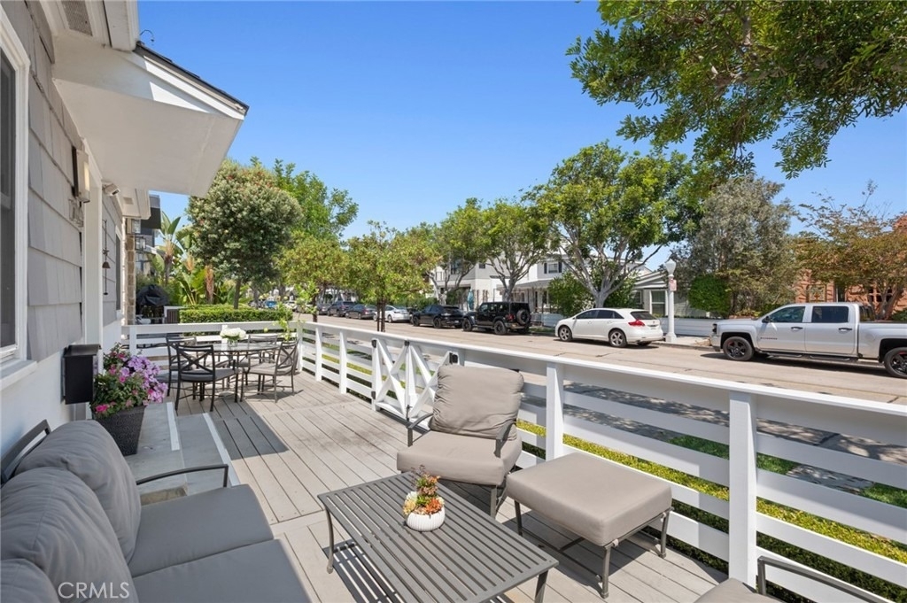 2049 E Ocean Boulevard - Photo 14