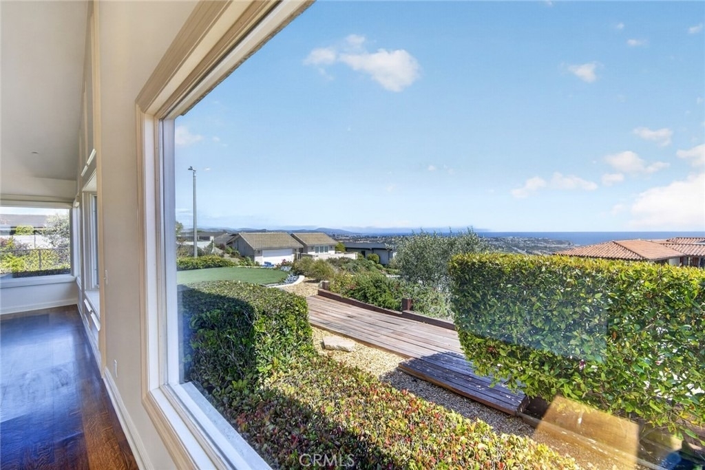 32201 Sea Island Drive - Photo 15