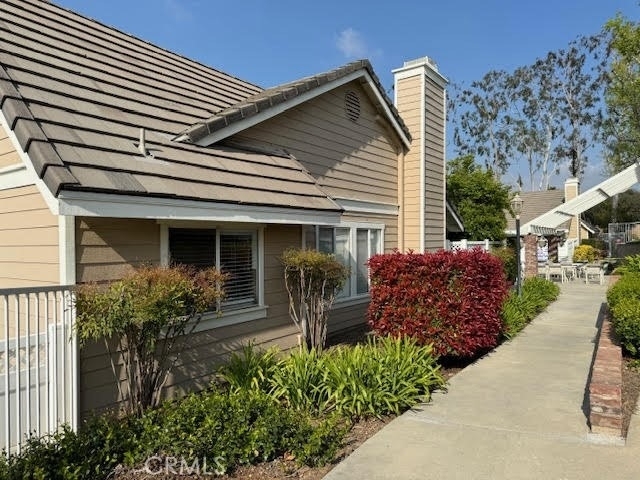 25671 Lawton Avenue - Photo 16
