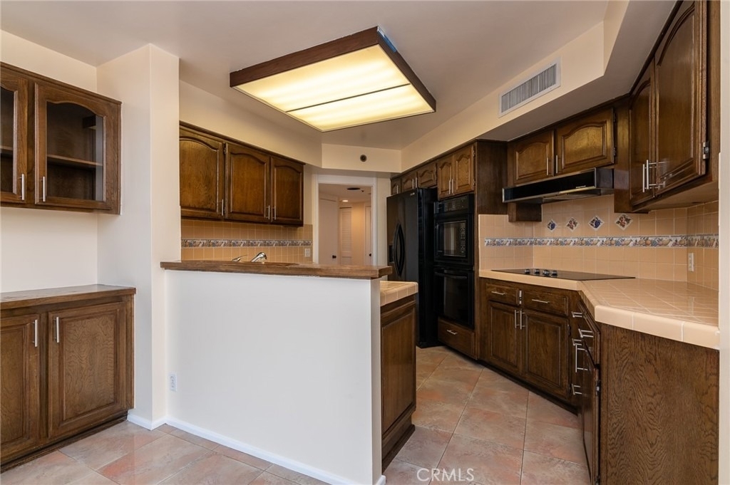 222 Monterey Road - Photo 11