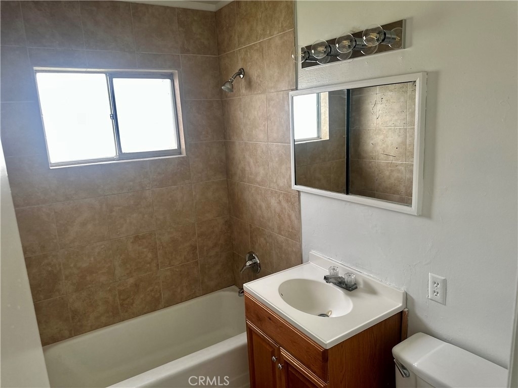 5147 Canoga Street - Photo 12