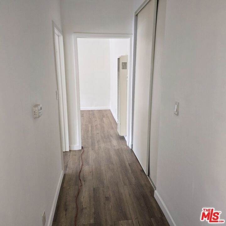 1629 1/2 N Harvard Boulevard - Photo 6