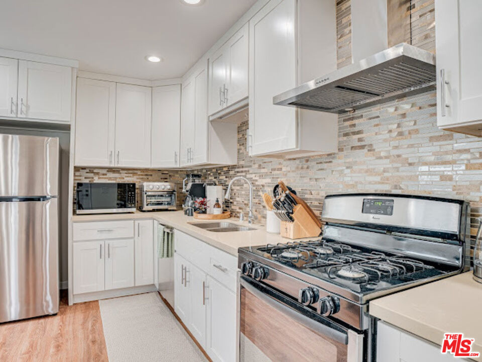 1836 Lake Street - Photo 13
