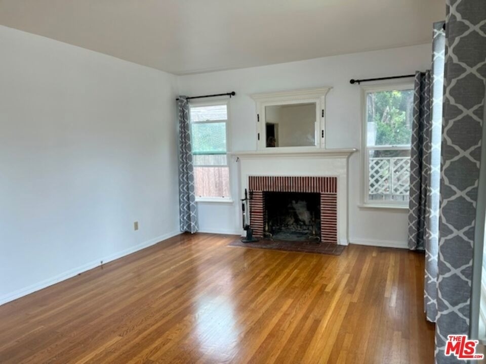 11036 Culver Boulevard - Photo 2