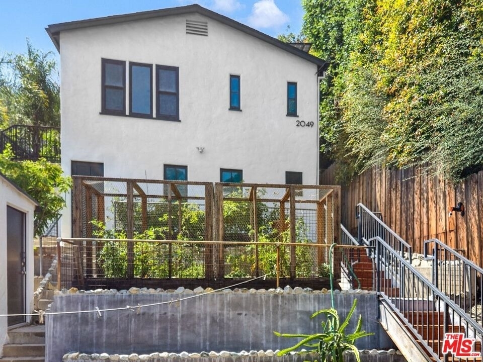 2049 Lake Shore Avenue - Photo 1