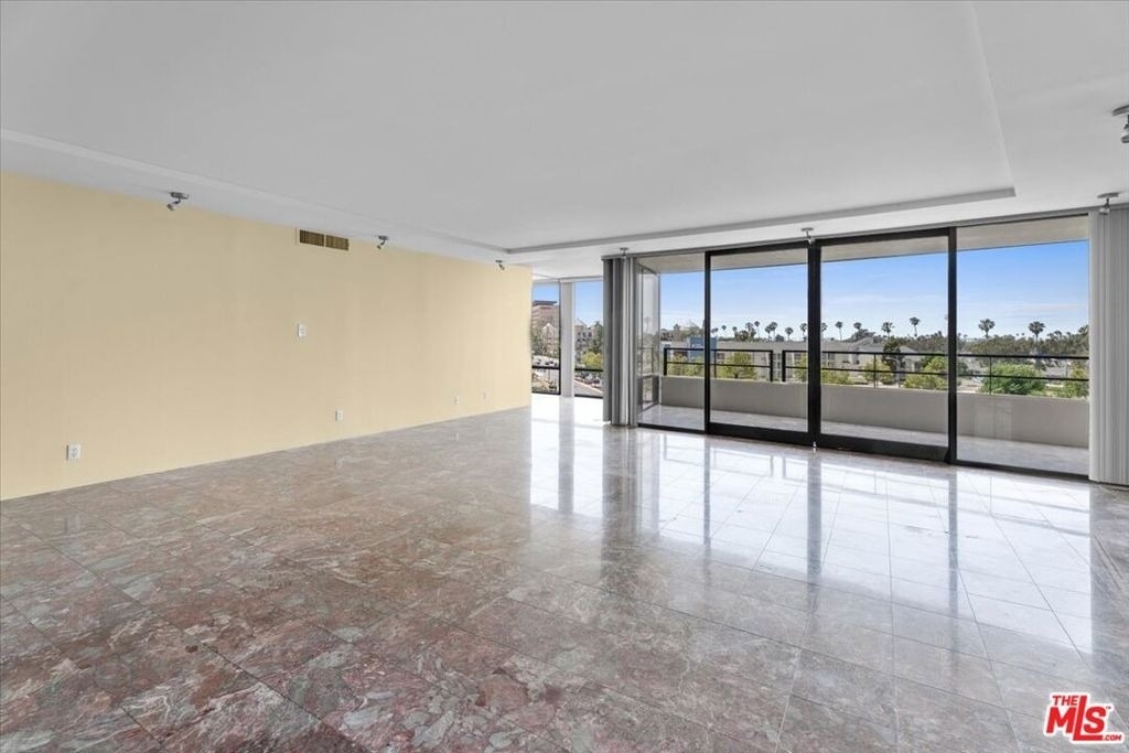 4265 Marina City Drive - Photo 9