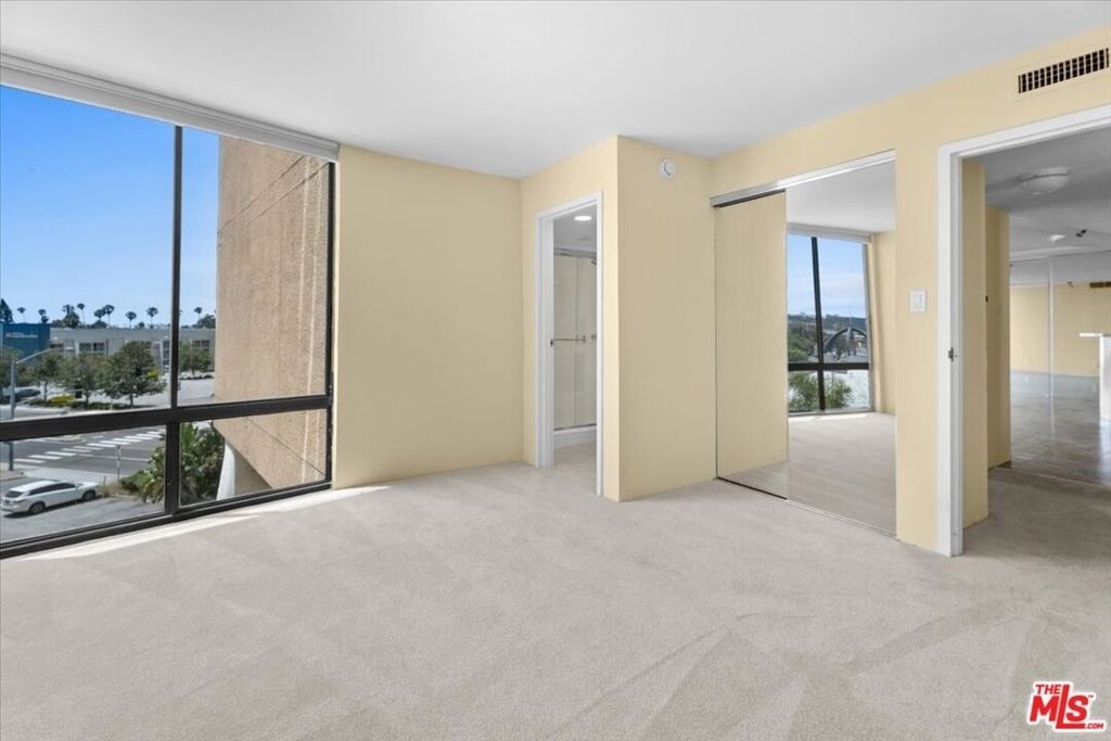 4265 Marina City Drive - Photo 20