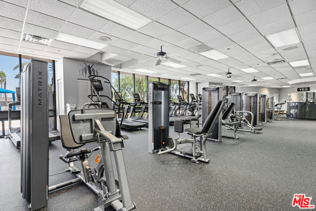 4265 Marina City Drive - Photo 40
