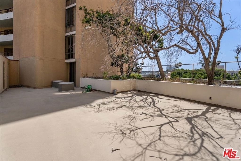 4265 Marina City Drive - Photo 16