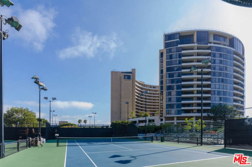 4265 Marina City Drive - Photo 37