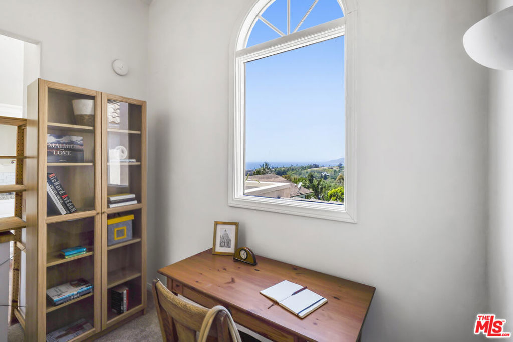 29355 Heathercliff Road - Photo 9