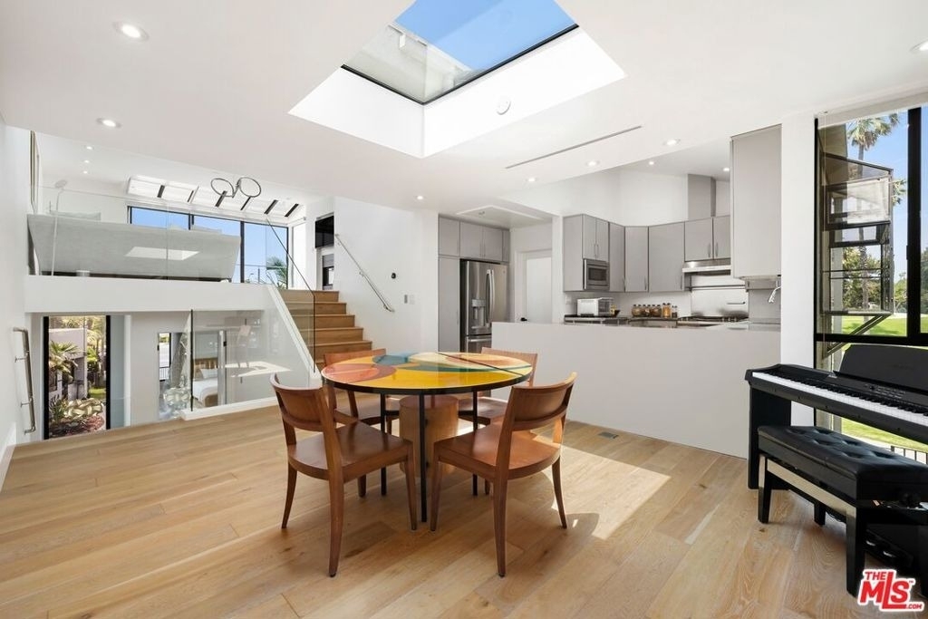 43 Sea Colony Drive - Photo 3