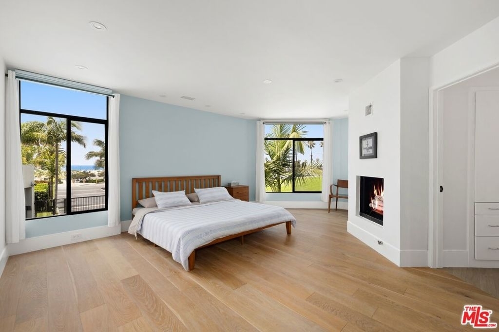 43 Sea Colony Drive - Photo 8