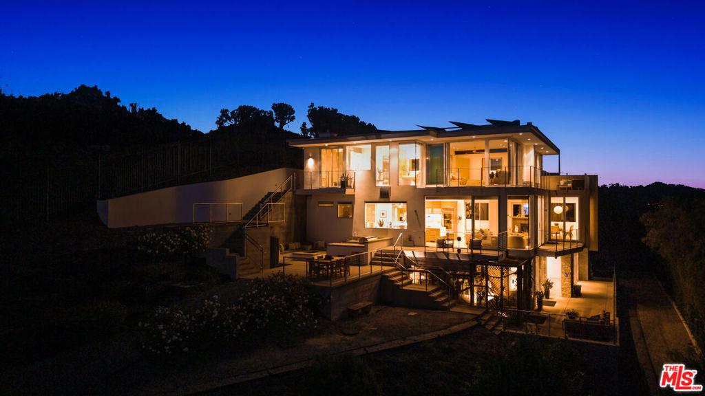 2915 Tuna Canyon Road - Photo 44