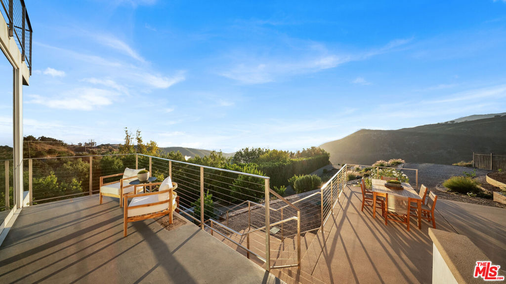 2915 Tuna Canyon Road - Photo 41