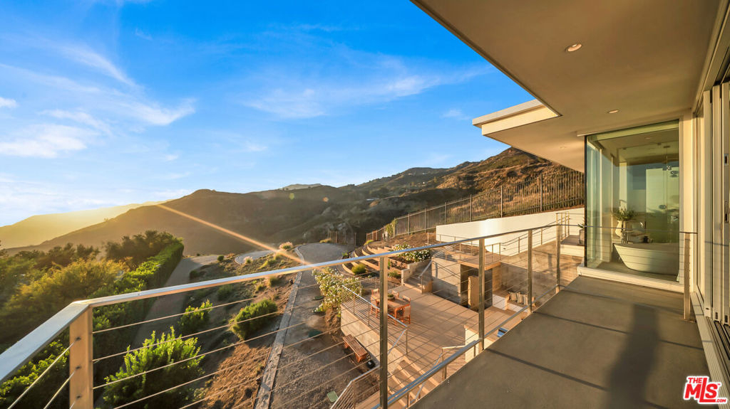 2915 Tuna Canyon Road - Photo 19