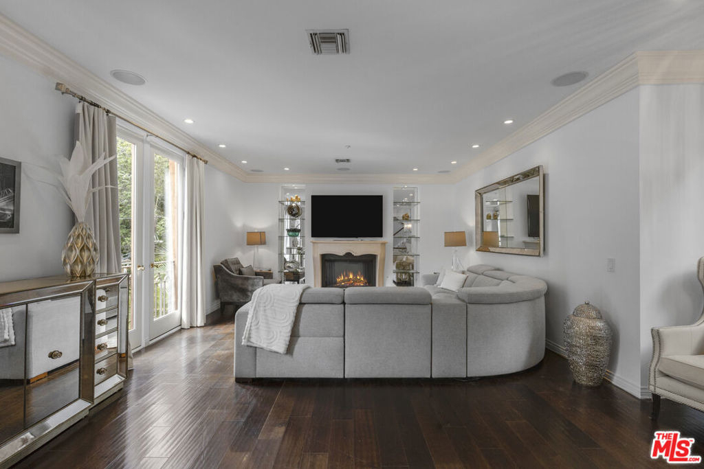 10023 Westwanda Drive - Photo 17