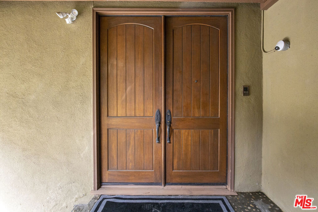 10023 Westwanda Drive - Photo 12