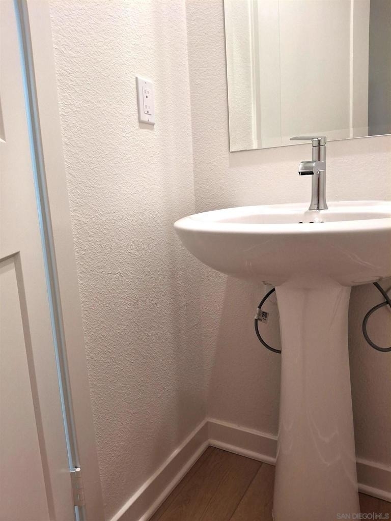 2586 Delphinium - Photo 8