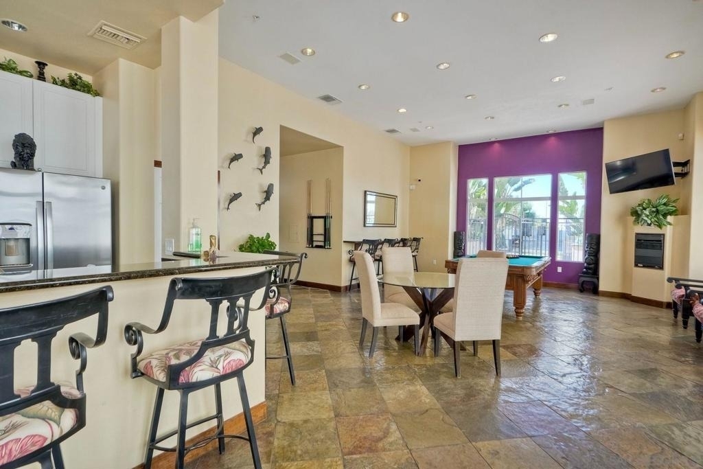 9253 Regents Road - Photo 34