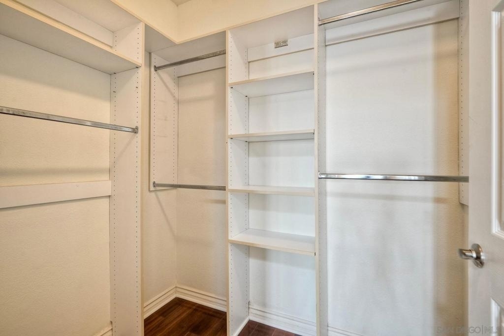 9253 Regents Road - Photo 22
